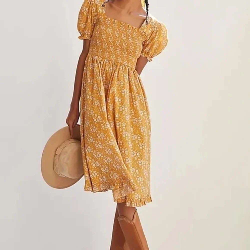Anthropologie Mender Smocked Yellow Floral Midi Dress Size 3X - Picture 1 of 9